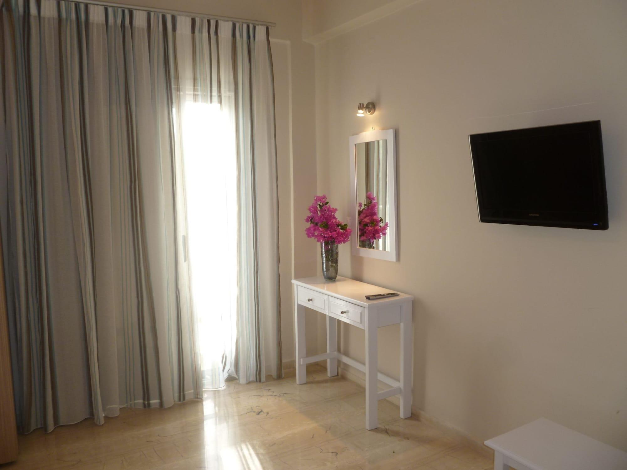 Costas & Chrysoula Aparthotel ปลาเกียส ภายนอก รูปภาพ