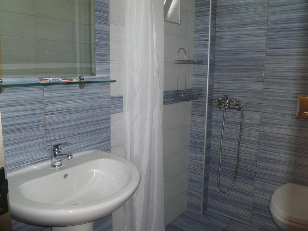 Costas & Chrysoula Aparthotel ปลาเกียส ภายนอก รูปภาพ