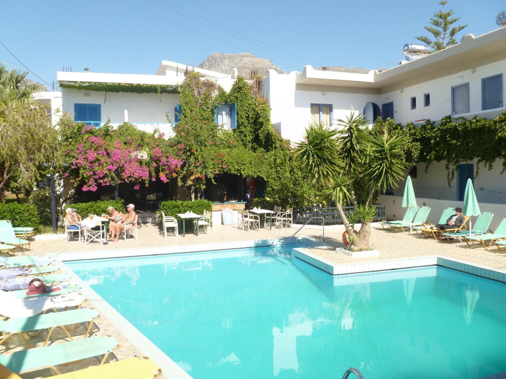 Costas & Chrysoula Aparthotel ปลาเกียส ภายนอก รูปภาพ